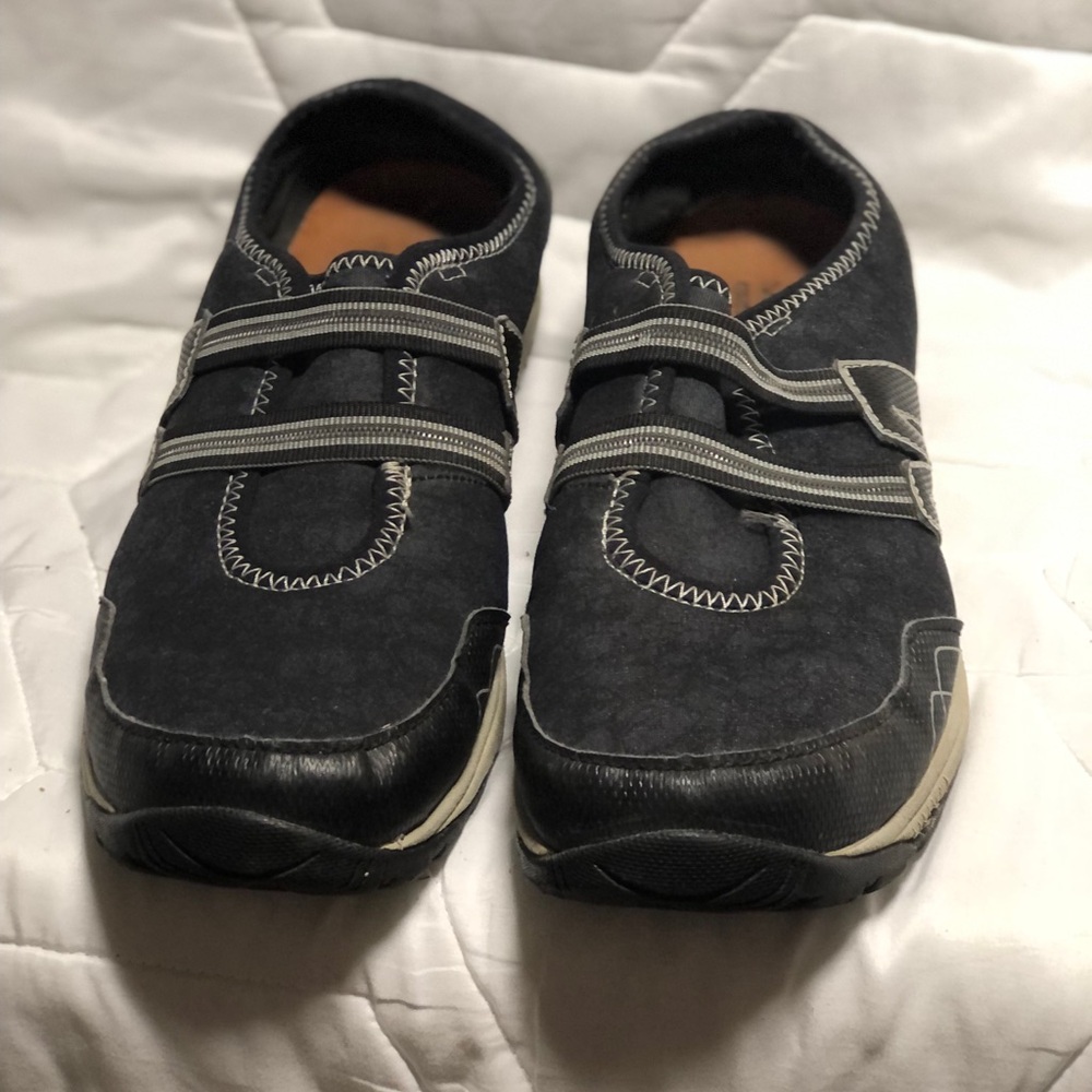 Merrell slip ons